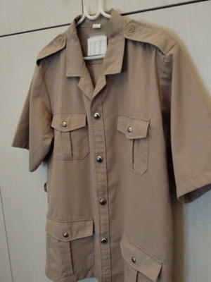 Safari shirt short sleeve Magnum XL like new with metal buttons and 4 pockets