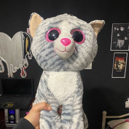 Girl's teddy bear like new, large size