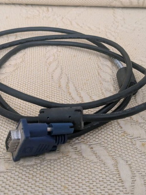 VGA cable used, 1.8 meters with male connectors