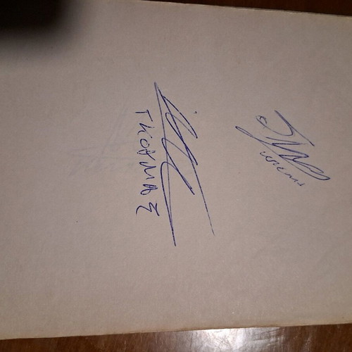 Handwritten autographs of Panathinaikos players used, authentic