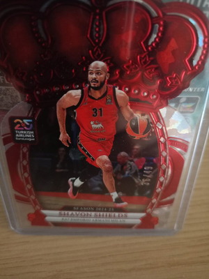 Shavon Shields Armani basketball card like new 36/49