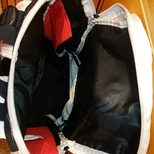 Backpack like new with snowboard carrying option