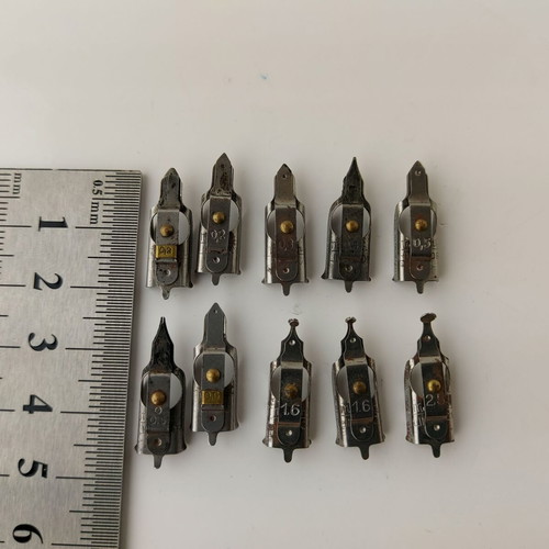 Markant Lineator set of 10 used drawing nibs #5605