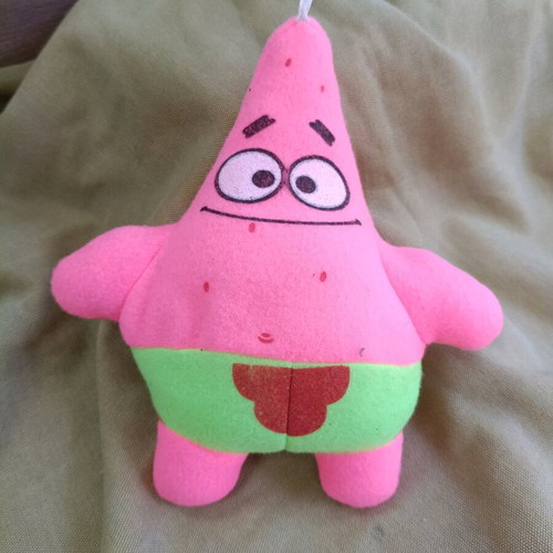Bob the Sponge plush used, height about 20 cm