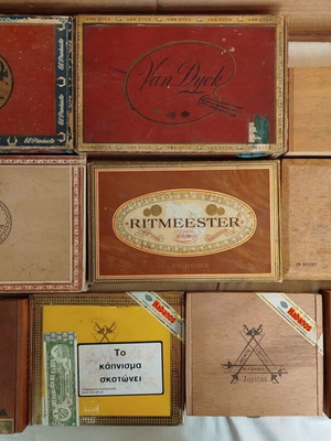 Cigar boxes used, collection of 10 wooden with illustrations