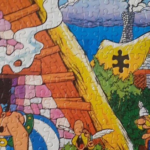 Asterix 1980s Puzzle 500 Pieces used, missing 5 pieces