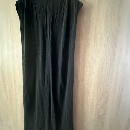 4tailors long black dress used with pronounced shoulders and drape