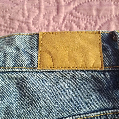 Colin's denim shorts medium light wash like new, size S 36 8