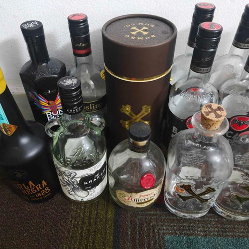 Rum bottles like new, pack of 27