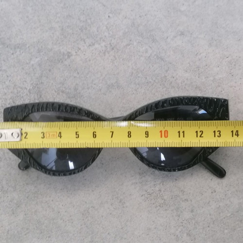 Vogart by Police Vintage Catseye Sunglasses Used Black Model 3087