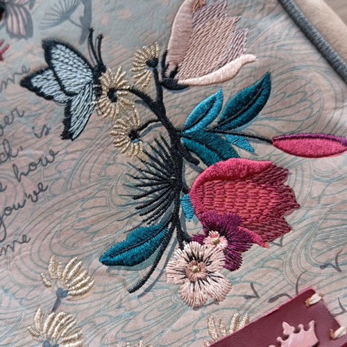 Anekke crossbody bag used with embroidery and keychain