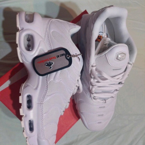 Nike Air Max Plus TN Triple White shoes EU 38