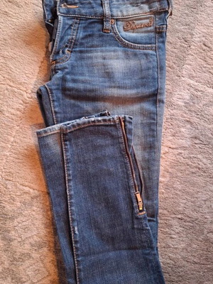 Dsquared2 jeans like new, size small, blue