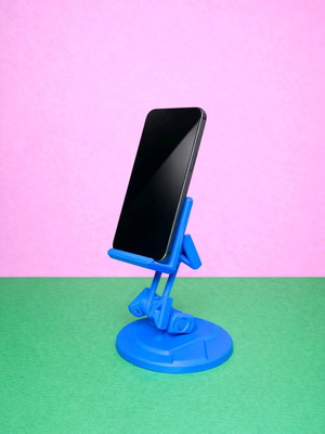 3D phone stand like new, adjustable angle, PLA material