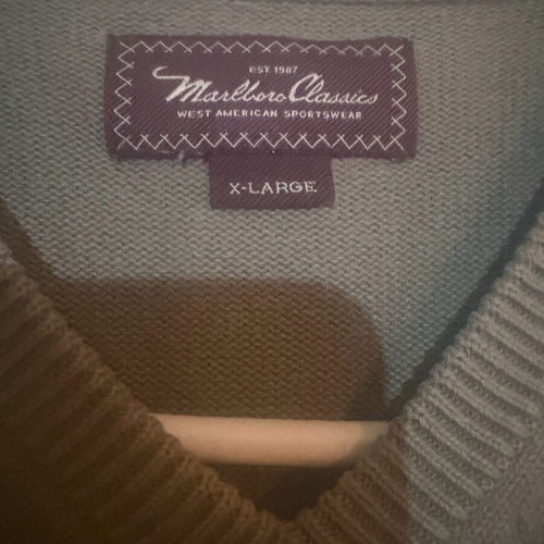 Marlboro XL shirt like new