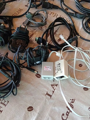 Various mobile and TV & PC cables used, functional