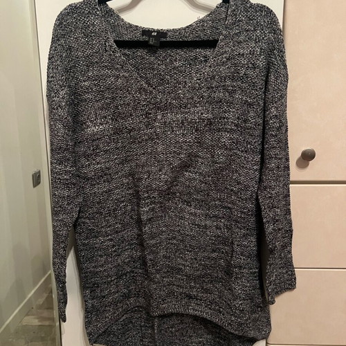 Knitted H&M sweater gray size M like new