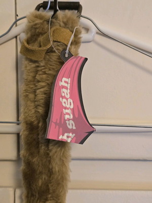 Ζώνη γούνινη καινούργια, μήκος 1 μέτρο, μπεζ Fullah Sugah