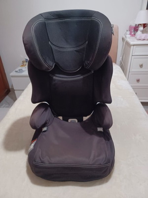 Mothercare booster car seat with side protection