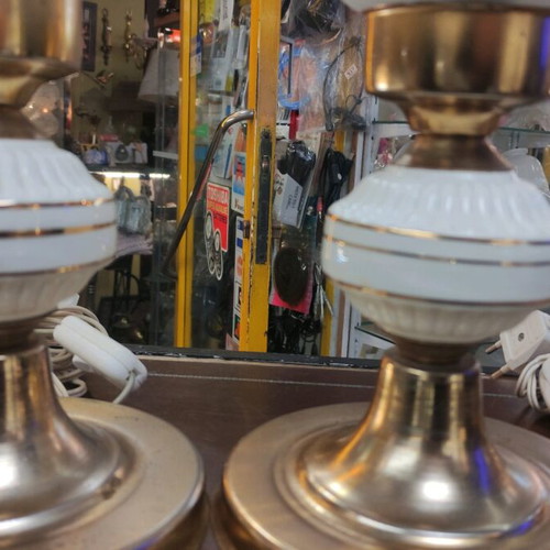Set of two table lamps used, height 28cm