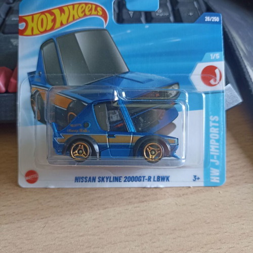 Hot Wheels Nissan Skyline 2000GT-R LBWK 1971 1:64 sealed