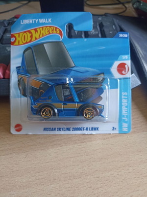 Hot Wheels Nissan Skyline 2000GT-R LBWK 1971 1:64 sealed