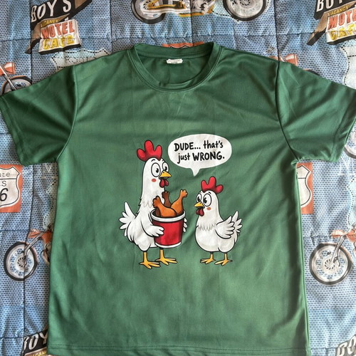 Green kids' t-shirt with humorous cartoon design, new, size 164 cm