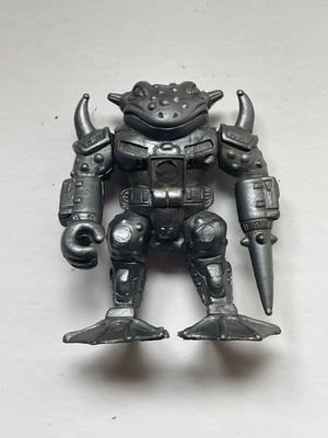 El Greco Teratomachos Gray Frog Figure used, very good condition