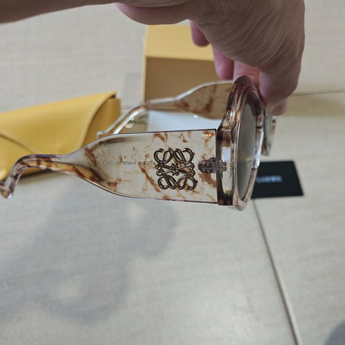 Loewe sunglasses new, brown transparent tortoise acetate frame