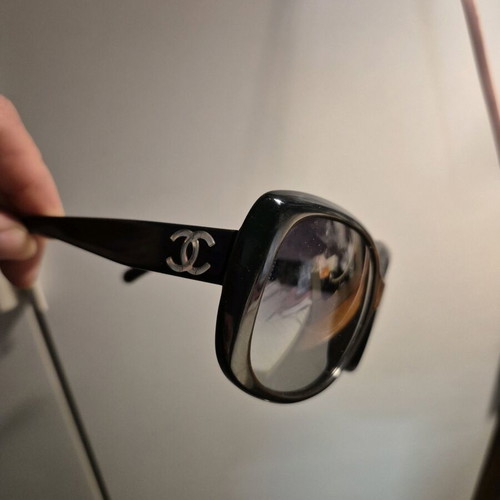 Chanel 5131-H sunglasses used, black with silver logo