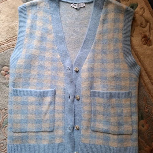 Zara sleeveless knitted vest blue checkered like new size medium
