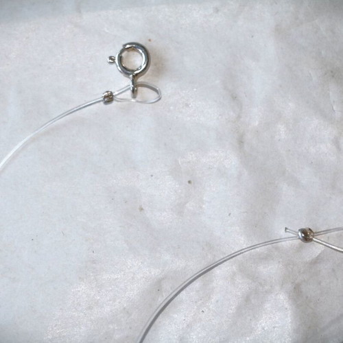 Μικρό διακριτικό μενταγιόν ασημένιο sterling silver 925 με ζιρκόνια και αόρατο κορδόνι καινούργιο