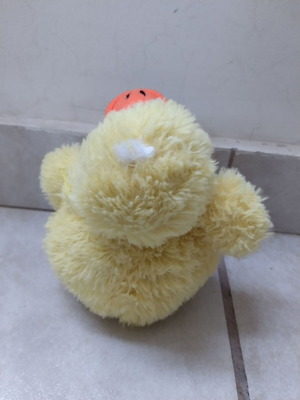 Plush duck like new