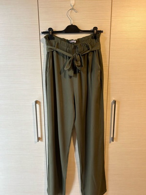 Khaki Marmalady pants like new with elastic and removable belt
