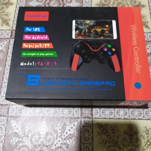 Bluetooth gamepad used without need for dongle