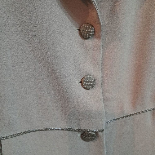 Cinema by Designer Zinas suit like new, beige with leather details