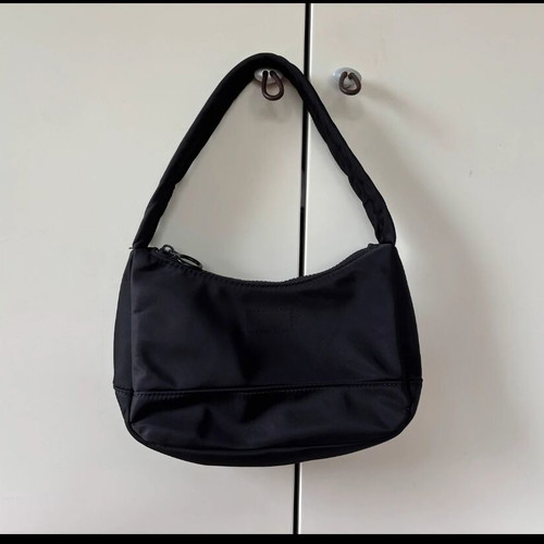 Pull & Bear shoulder bag like new, black