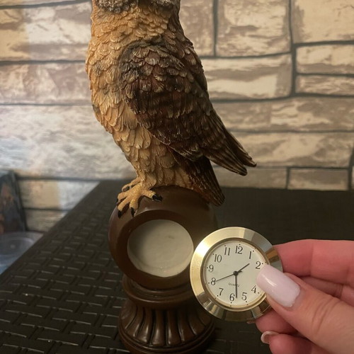 Decorative owl handmade polyester with clock like new