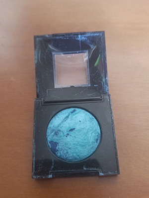 Erre Due Eyeshadow 13 like new, large size