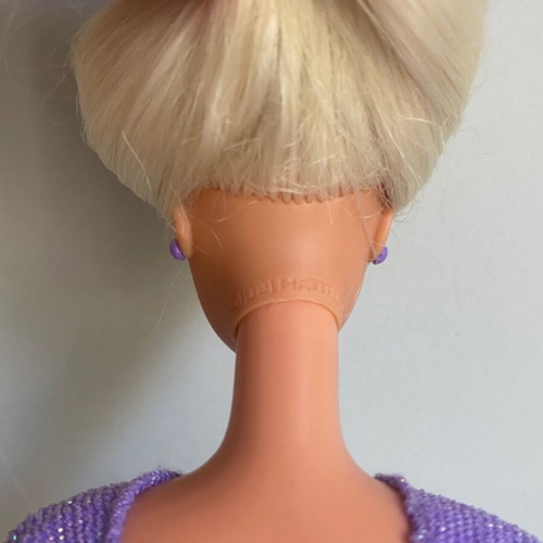 Mattel 1997 Bead Blast Barbie doll used with long blonde hair