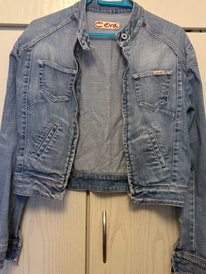 Denim jacket women Medium like new