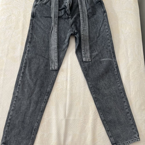Toi&Moi women's Mommy Fit jeans size XS used, charcoal with red stitch