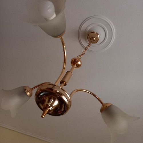 Classic Bronze Three-Light Ceiling Fixture - Vintage Design "Calla"