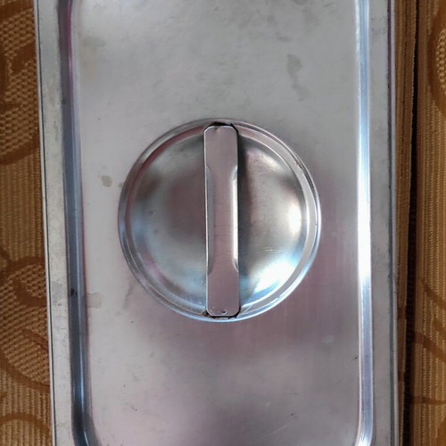 Stainless Steel Bowls with Lid, Like New, Set of 2