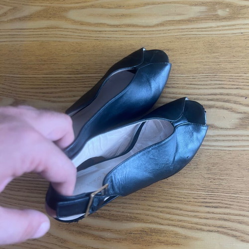 Boxer Chic black peep-toe slingback shoes size 37 used