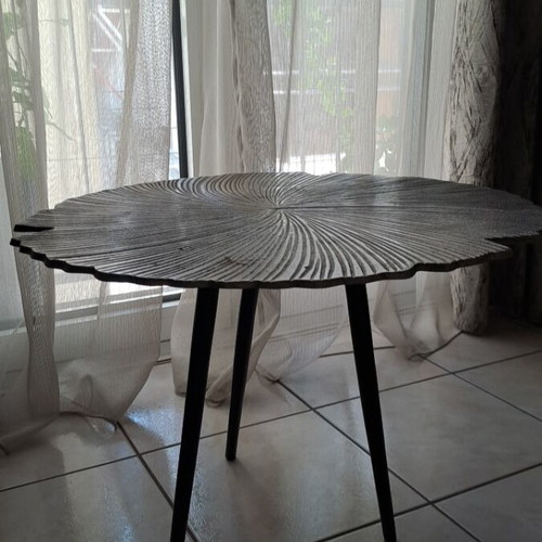 Round iron table, lightweight thin rods, 45 cm height, 56 cm width