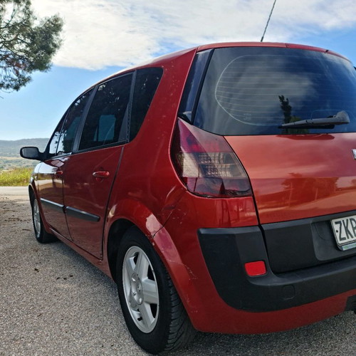 Renault Scenic 1600cc automatic gas used, excellent condition