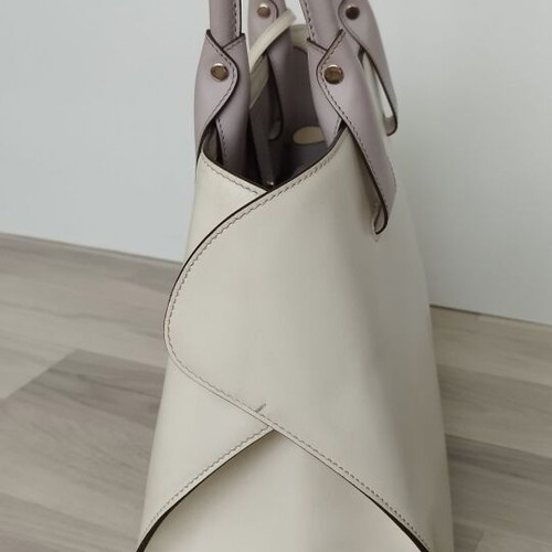 Tod's Leather Cape Tote Bag used, cream color