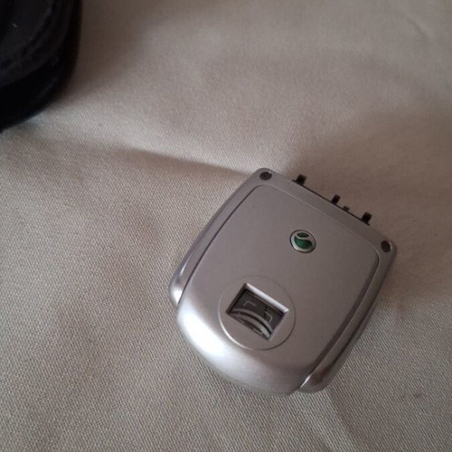 Sony Ericsson vintage mobile phone camera with case