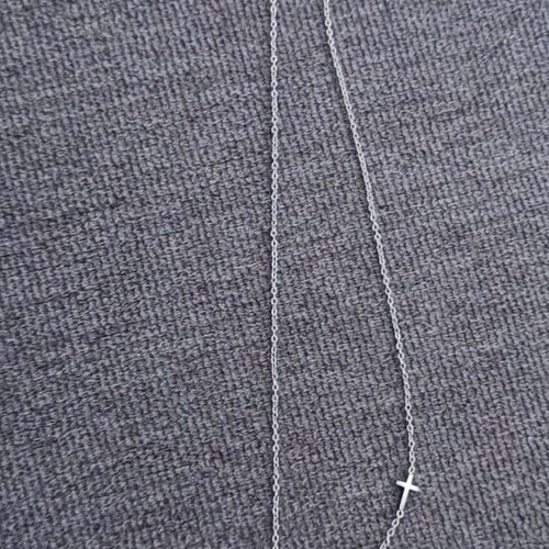 Olive necklace with eye and cross like new, silver
